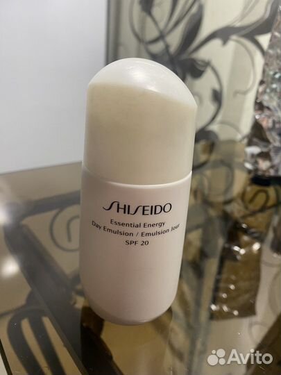 Эмульсия энергетическая дневная SPF 20 shiseido
