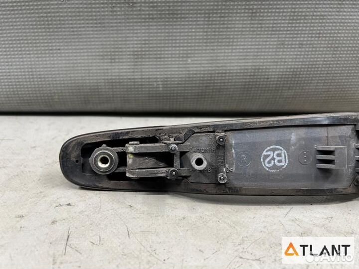 Ручка двери задний правый toyota estima