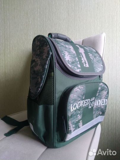 Ранец для первоклассника