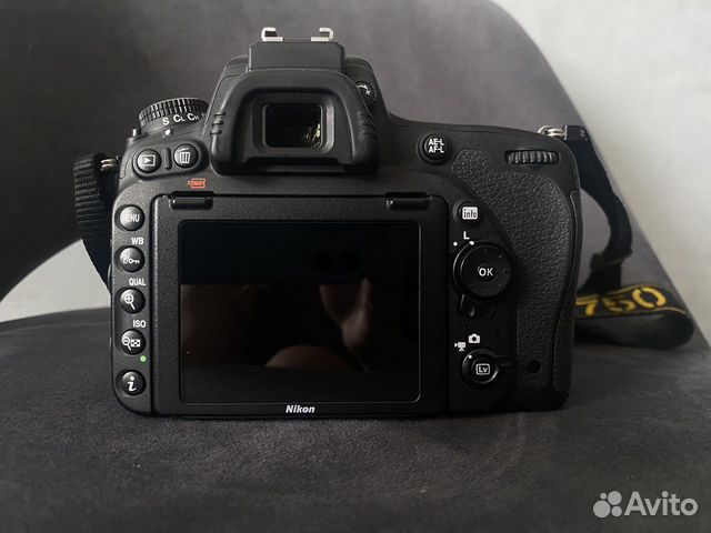 Зеркальный фотоаппарат d 750 объявление продам