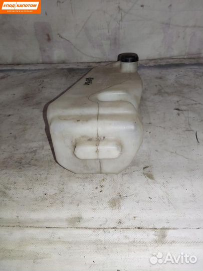 Бачок омывателя передний Renault Logan