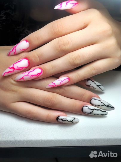 Наращивание ногтей