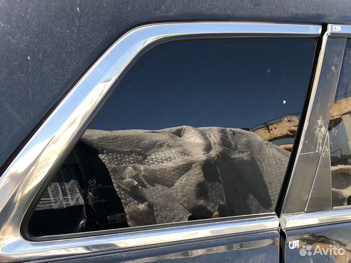 Mazda CX-9 Форточка задняя правая