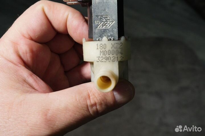 Термостат, клапан подачи воды стиральной Bosch