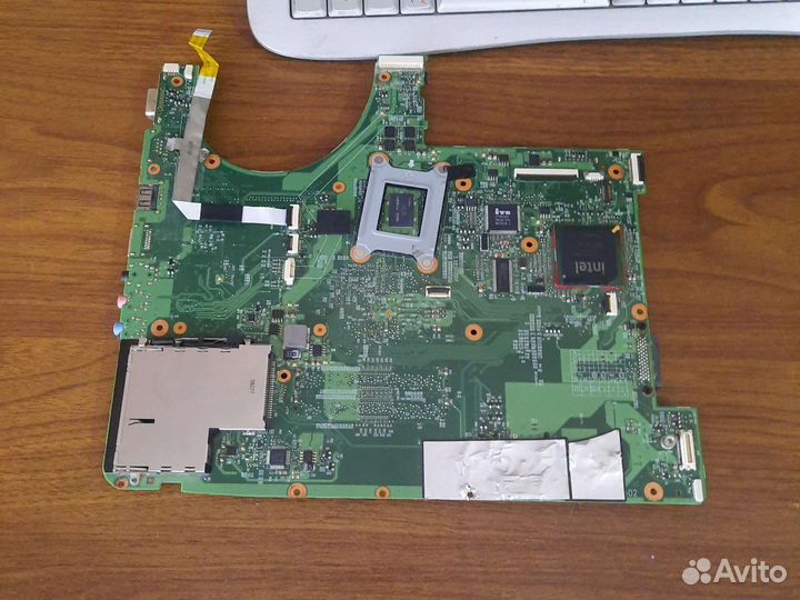Материнская плата с процессором