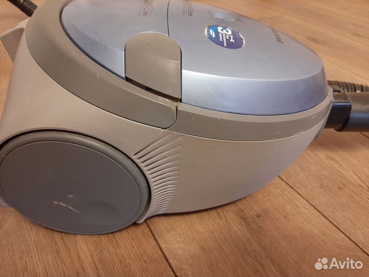 Пылесос Samsung 1800W