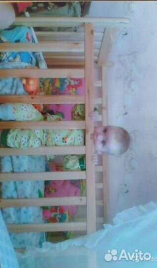 Детская кроватка