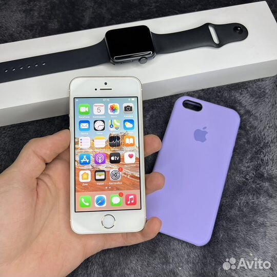 iPhone SE, 32 ГБ