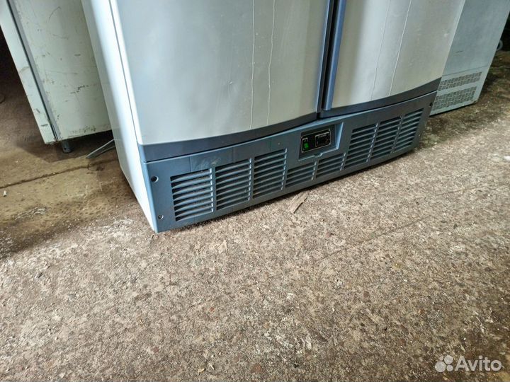 Шкаф холодильный Ариада R 1400 M