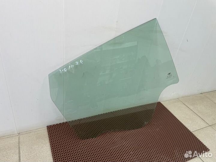 Стекло двери заднее правое LADA X-Ray