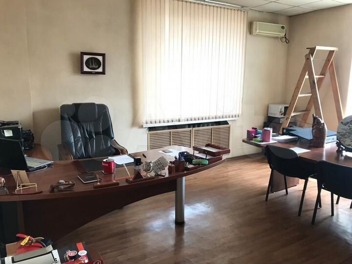 Продам помещение свободного назначения, 1043 м²