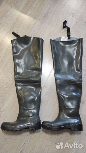 Резиновые сапоги болотные