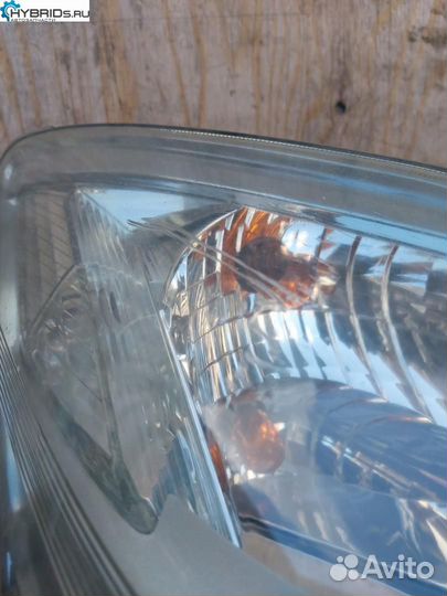 Фара правая Toyota Prius 2 NHW20 2011 81145-47150