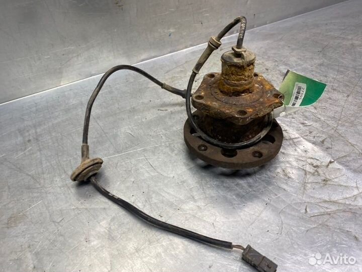 Ступица задняя Volkswagen Passat B5 1996-2000