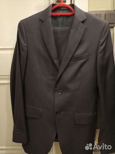 Мужской классический костюм Massimo Dutti 46 р