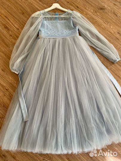 Платья,одежда для девочки 10/12 лет