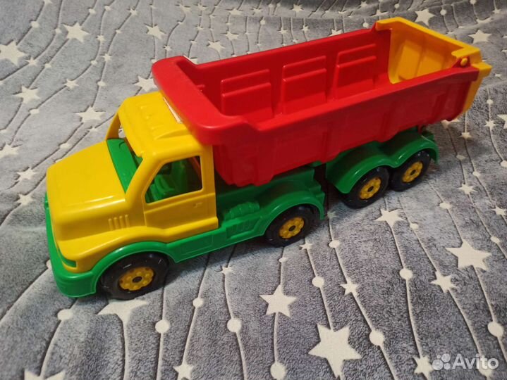 Автомобиль самосвал с полуприцепом Сталкер