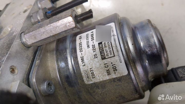 Цилиндр тормозной главный Ford Explorer 2019, 2020