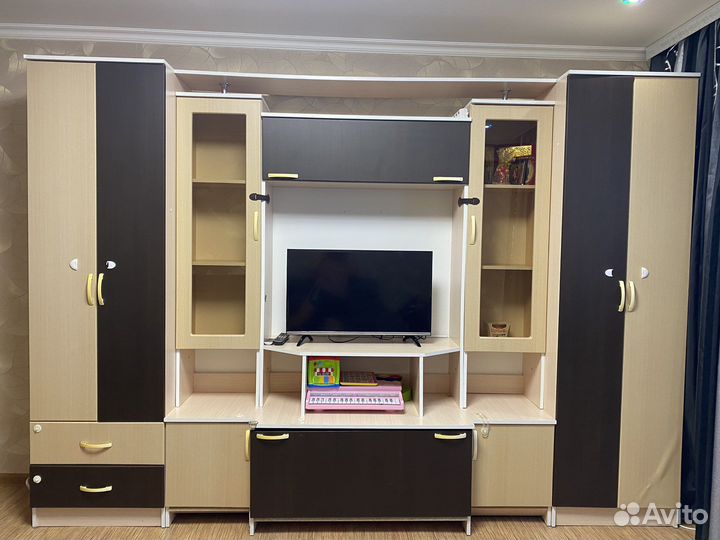 Стенка в гостиную бу