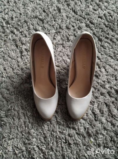 Туфли женские 39 размер новые