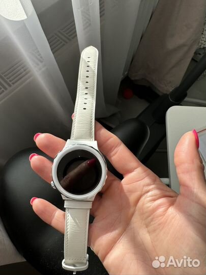 Huawei watch gt 3 pro white