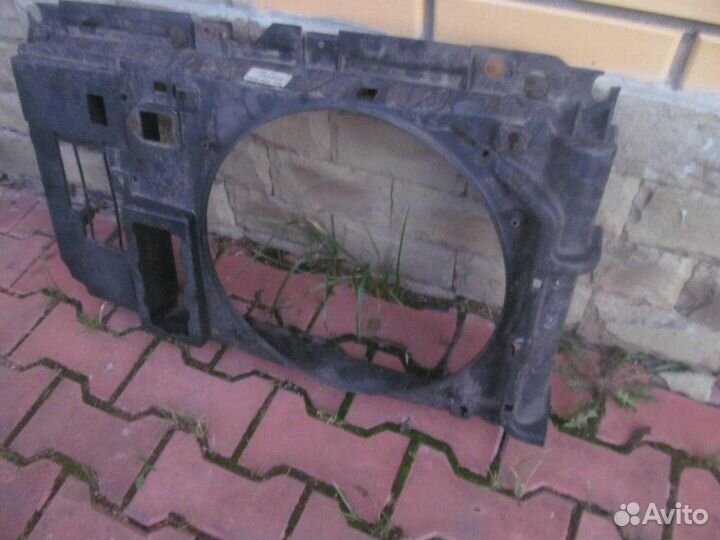 Панель передняя (телевизор) Peugeot Partner M59