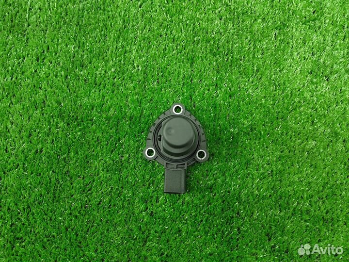 Датчик уровня масла Audi Volkswagen VAG