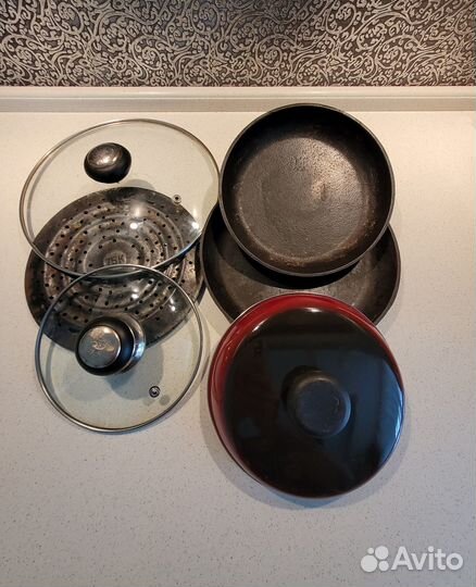 Чугунные сковороды, крышки, рассекатель пламени