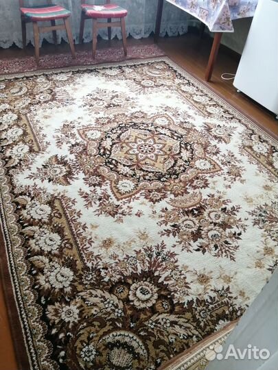 Ковер шерсть