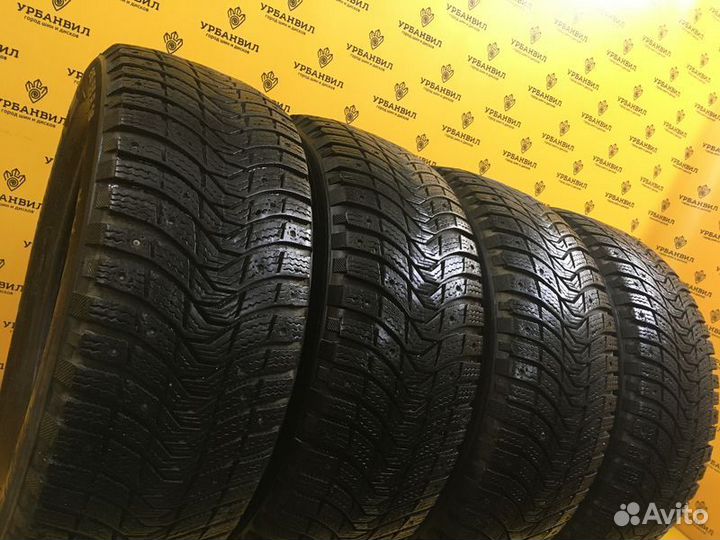 Michelin X-Ice North 3 215/55 R16 98T