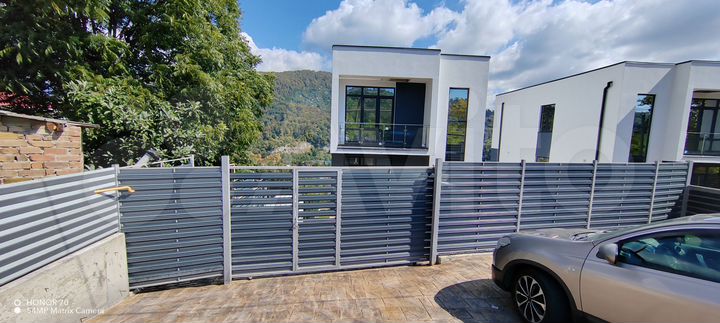 Дом 172 м² на участке 4,5 сот.