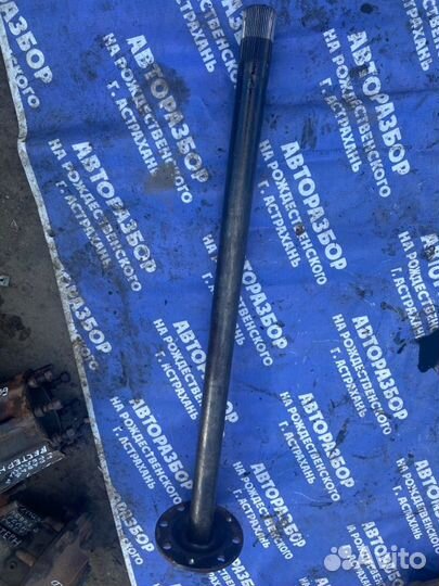 Полуось моста. Western Star тягач 3406D 1992