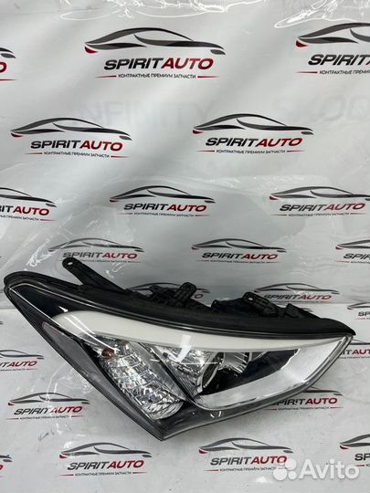 Фара передняя правая Hyundai Santa Fe 3 2012-2016