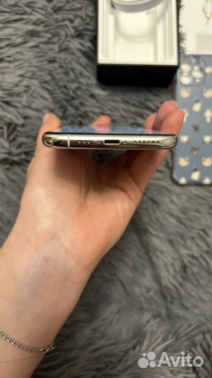 iPhone 11 Pro, 64 ГБ