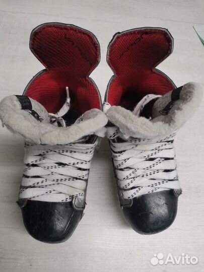 Коньки Bauer vapor x900 28размер
