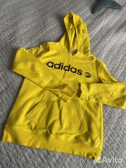 Женские вещи adidas, nike, reebok, zara
