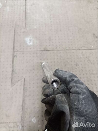 Ось переднего колеса на Honda Cbr 600f4i 2001-2006