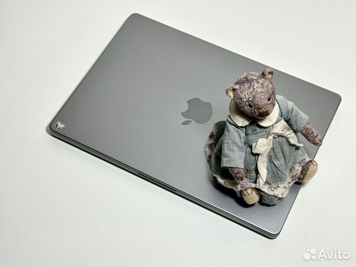 Macbook Pro 14 M1 16 gb