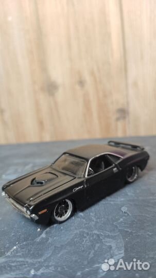 Модель dodge challenger 1970 maisto