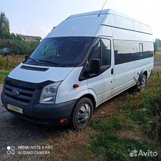 Ford Transit микроавтобус, 2011