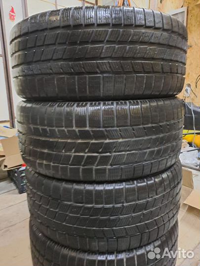 Pirelli Winter 240 Snowsport 255/45 R18