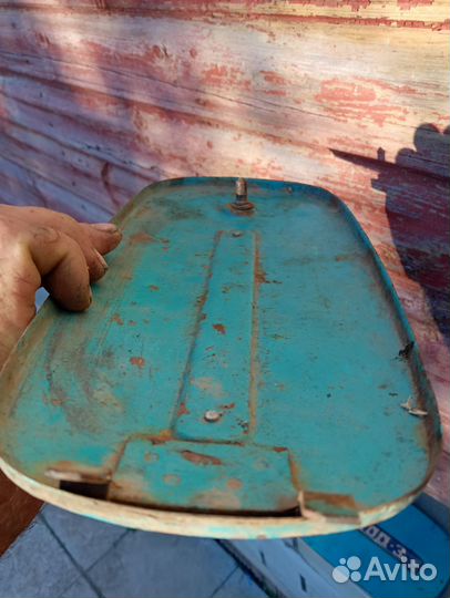 Крышки бардачков восход 3