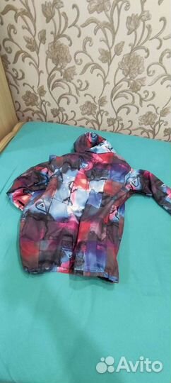 Горнолыжный костюм Quiksilver и свитшот