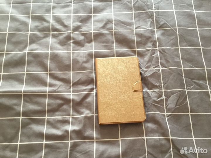 Новый чехол подставка для планшетов 7’’