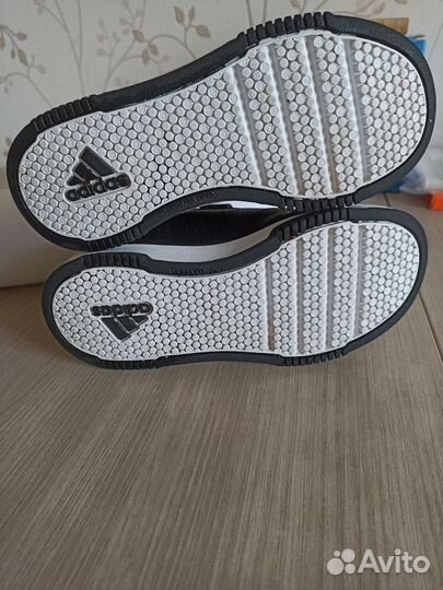 Кроссовки adidas для мальчика