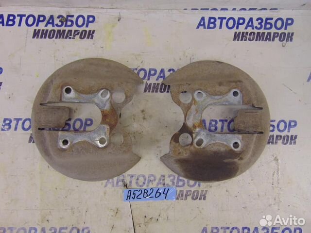 Пыльник тормозного диска для Peugeot 300 308 2007