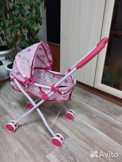 Коляска кукольная