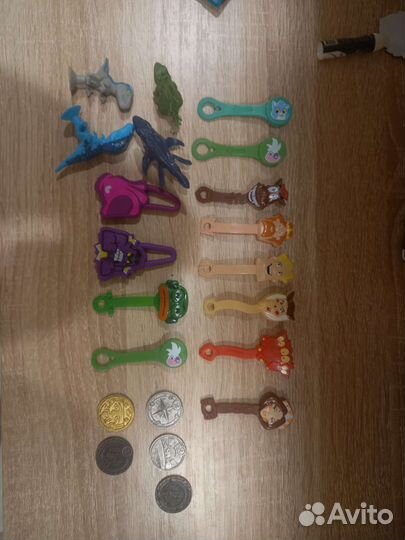 Завры / монеты пятёрочка