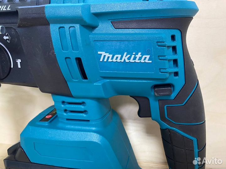 Перфоратор Makita тушка