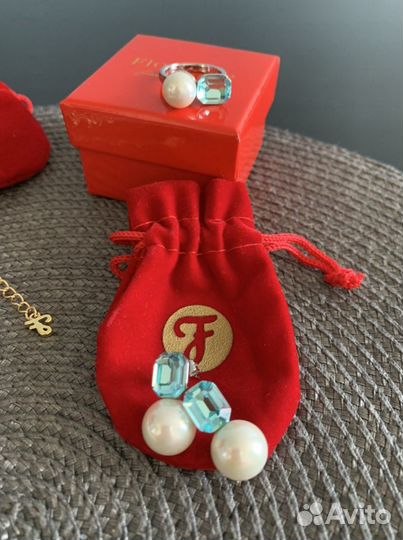 Украшения
